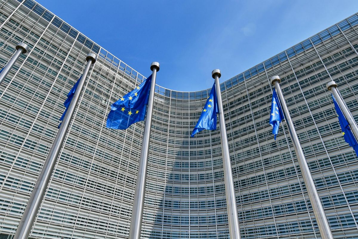 Comisso Europeia apresenta resultados do dilogo com a indstria farmacutica europeia