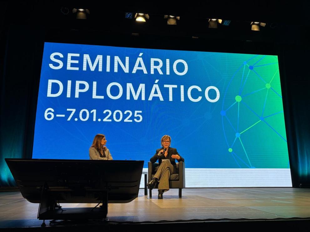 Discurso da Comissria Maria Lus Albuquerque no Seminrio Diplomtico: Unio Europeia, desafios econmicos e financeiros