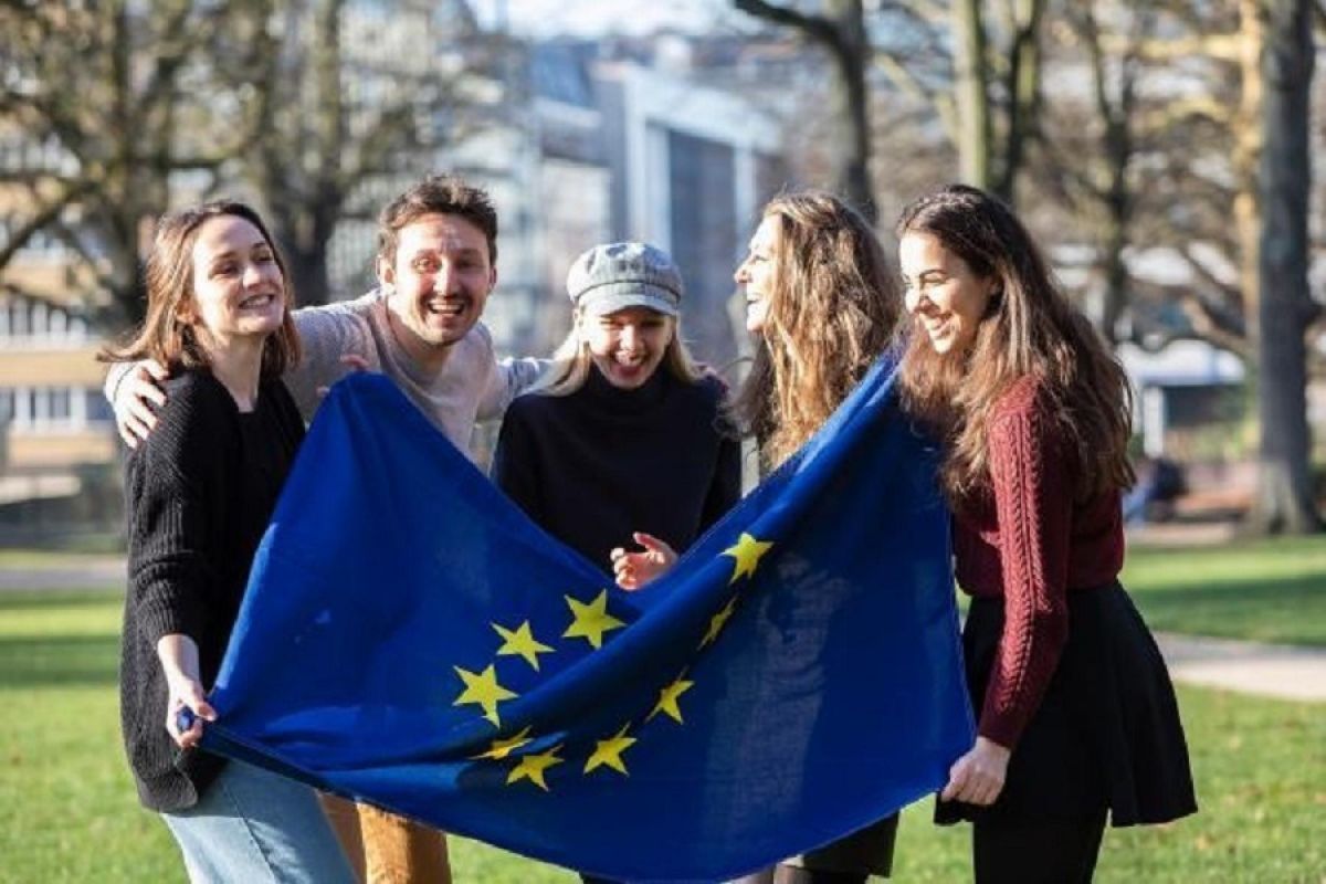Comisso toma medidas para facilitar a integrao dos mercados de capitais da UE